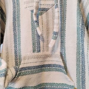 Artisanias MR V-Neck Sweater - White and Blue